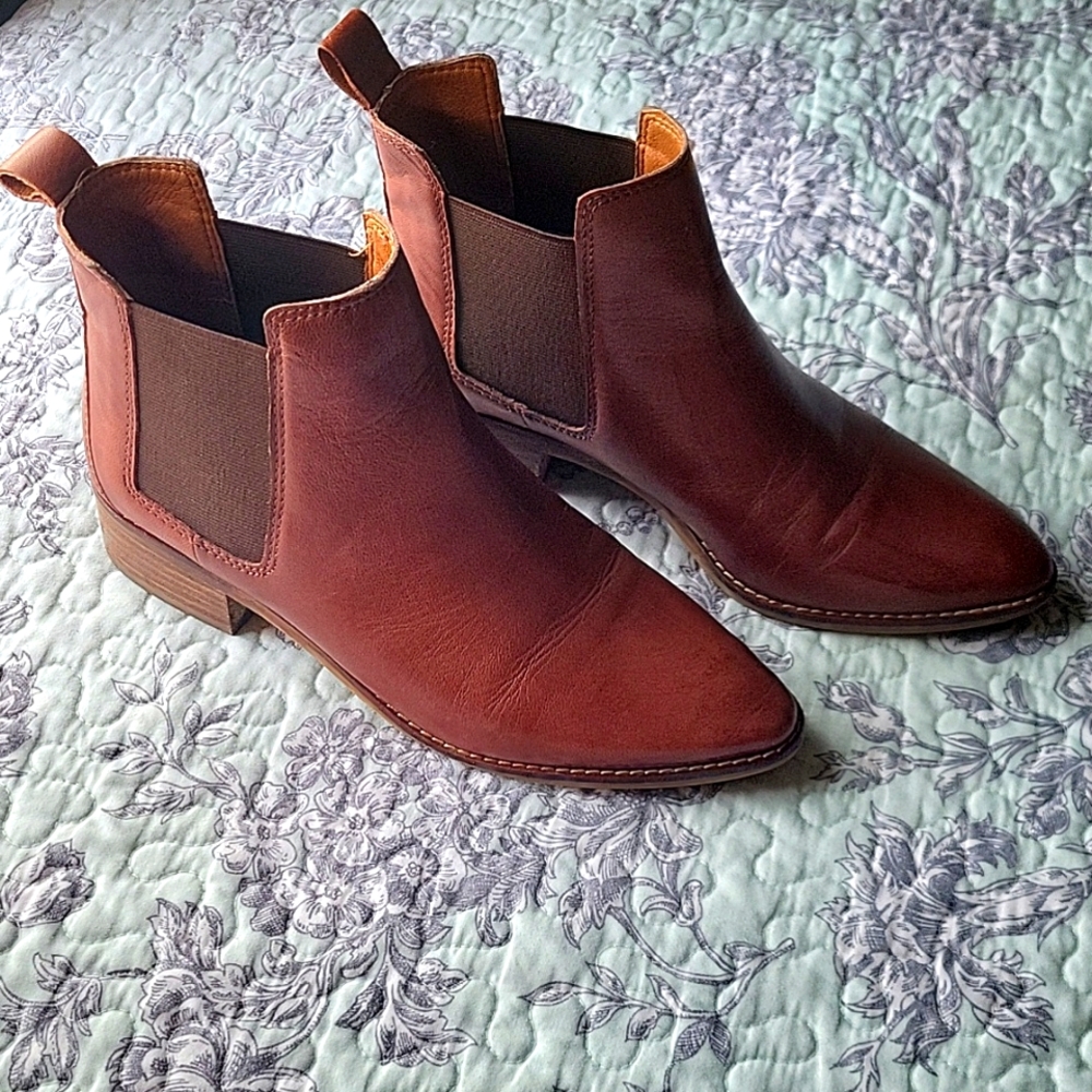 Chelsea  boots